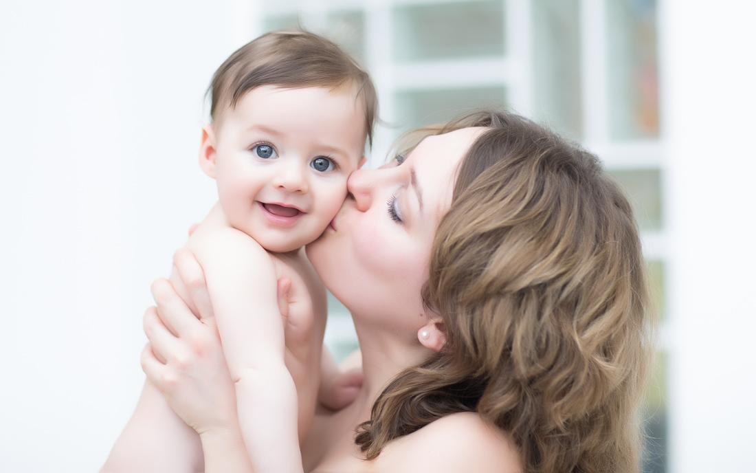 karin-haupt-fotografie-donauwoerth-harburg-neugeborenen-shooting-julia-3