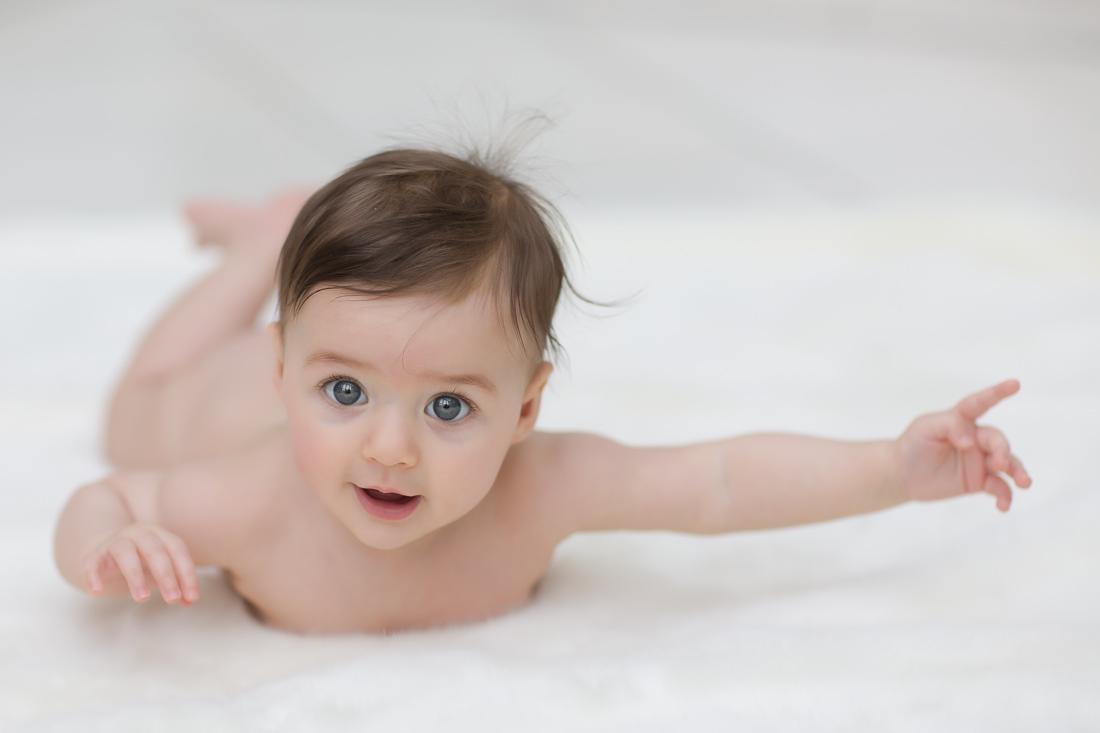 karin-haupt-fotografie-donauwoerth-harburg-neugeborenen-shooting-julia-5