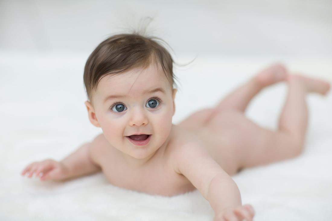 karin-haupt-fotografie-donauwoerth-harburg-neugeborenen-shooting-julia-7