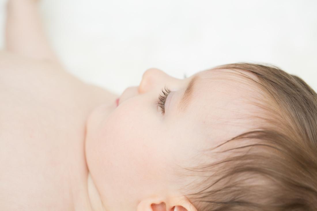 karin-haupt-fotografie-donauwoerth-harburg-neugeborenen-shooting-julia-9
