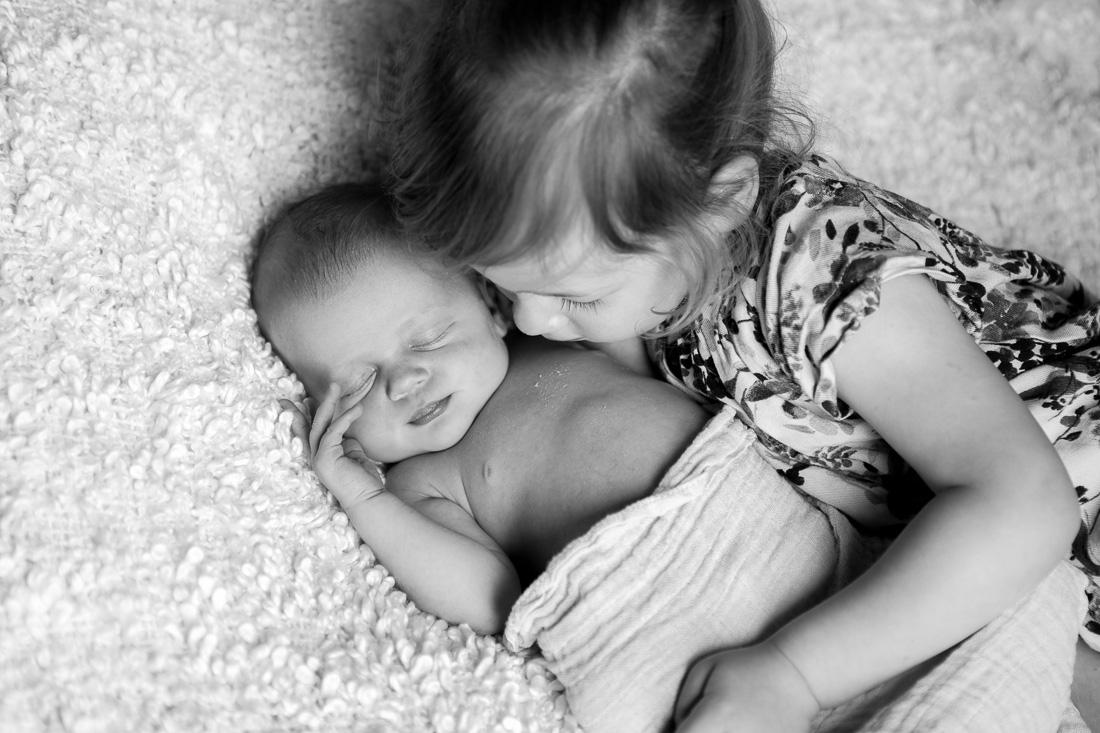 karin-haupt-fotografie-donauwoerth-harburg-neugeborenen-shooting-julia-10