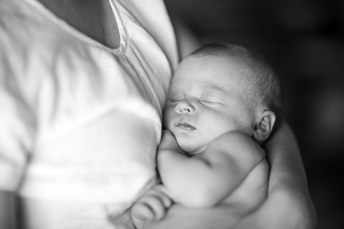 karin-haupt-fotografie-donauwoerth-harburg-neugeborenen-shooting-julia-4