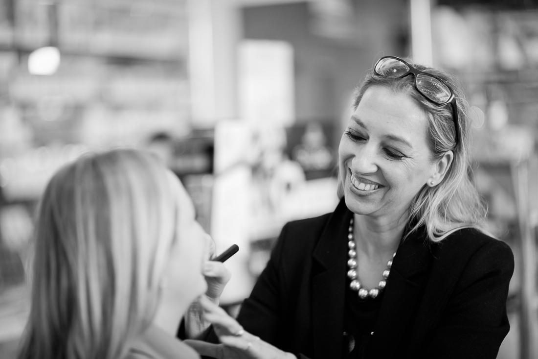 karin-haupt-fotograf-donauwoerth-harburg-business-shooting-parfumerie sammueller-1