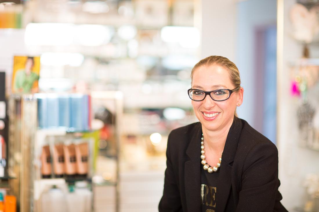 karin-haupt-fotograf-donauwoerth-harburg-business-shooting-parfumerie sammueller-3