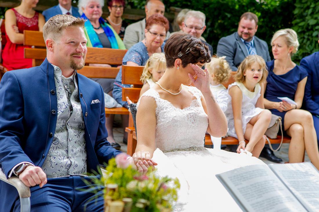 karin-haupt-fotografie-donauwoerth-harburg-hochzeit-michaela-pascal-10