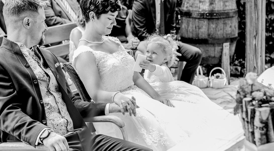 karin-haupt-fotografie-donauwoerth-harburg-hochzeit-michaela-pascal-11